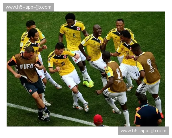 狂野象群遭遇南美咖啡师：当科特迪瓦遇见哥伦比亚，一场灵魂深处的足球博弈